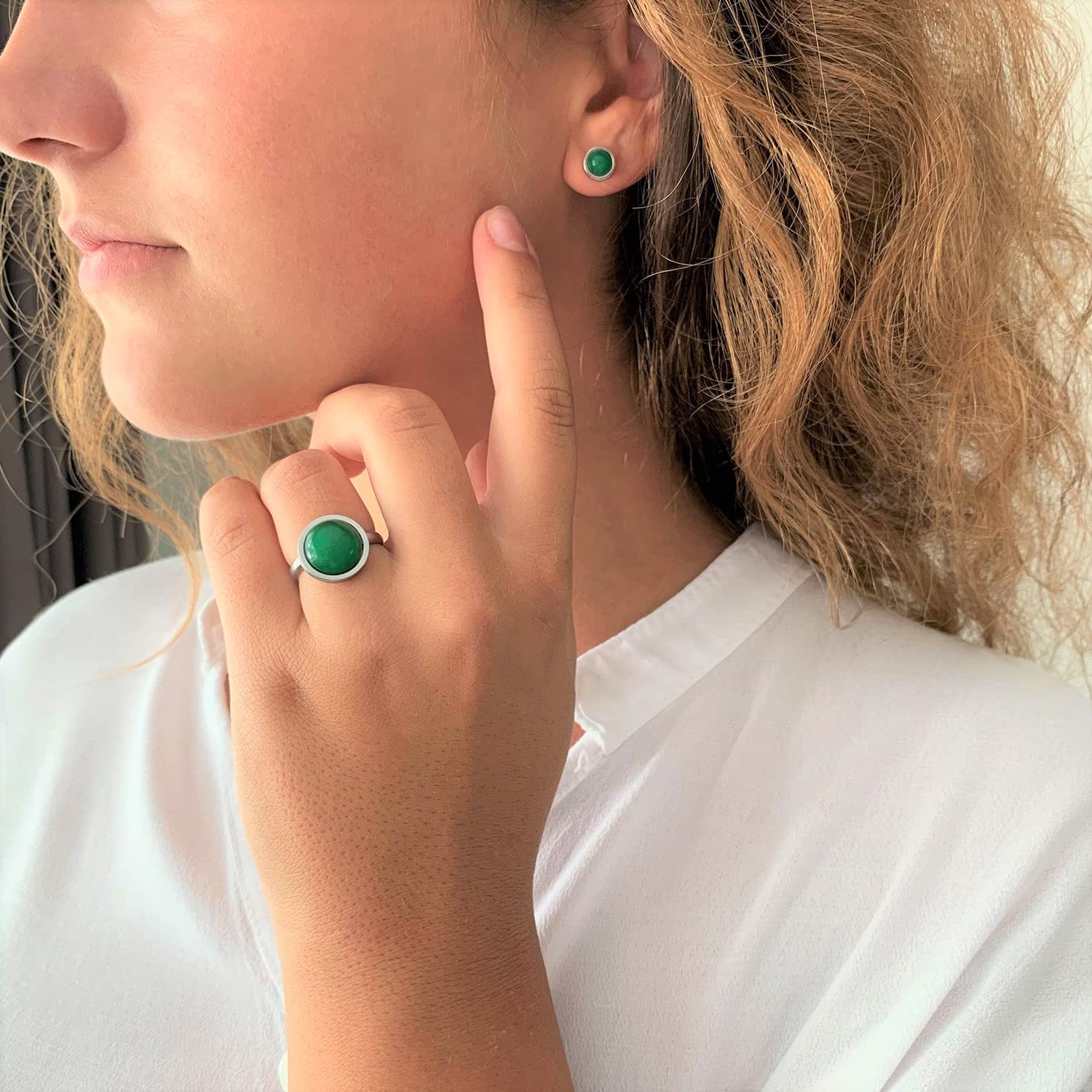 Ring- und Ohrring-Set mit Natursteinen - Passender Silber-Edelstahl-Ring und Ohrringe - Frauenring-Schutzamulett - Perfekt zum Verschenken (Jade Grün)
